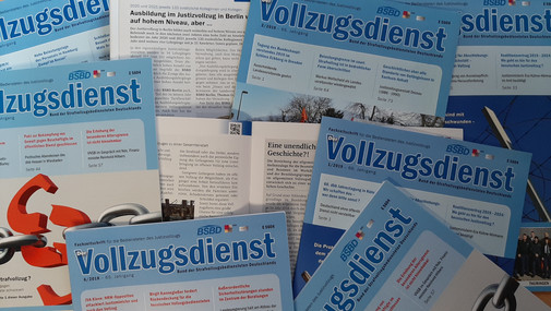 Vollzugsdienst-Magazine Stapel